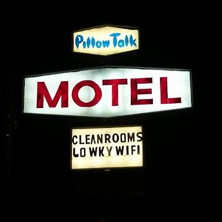 Pillow Talk Motel Wellington Extérieur photo