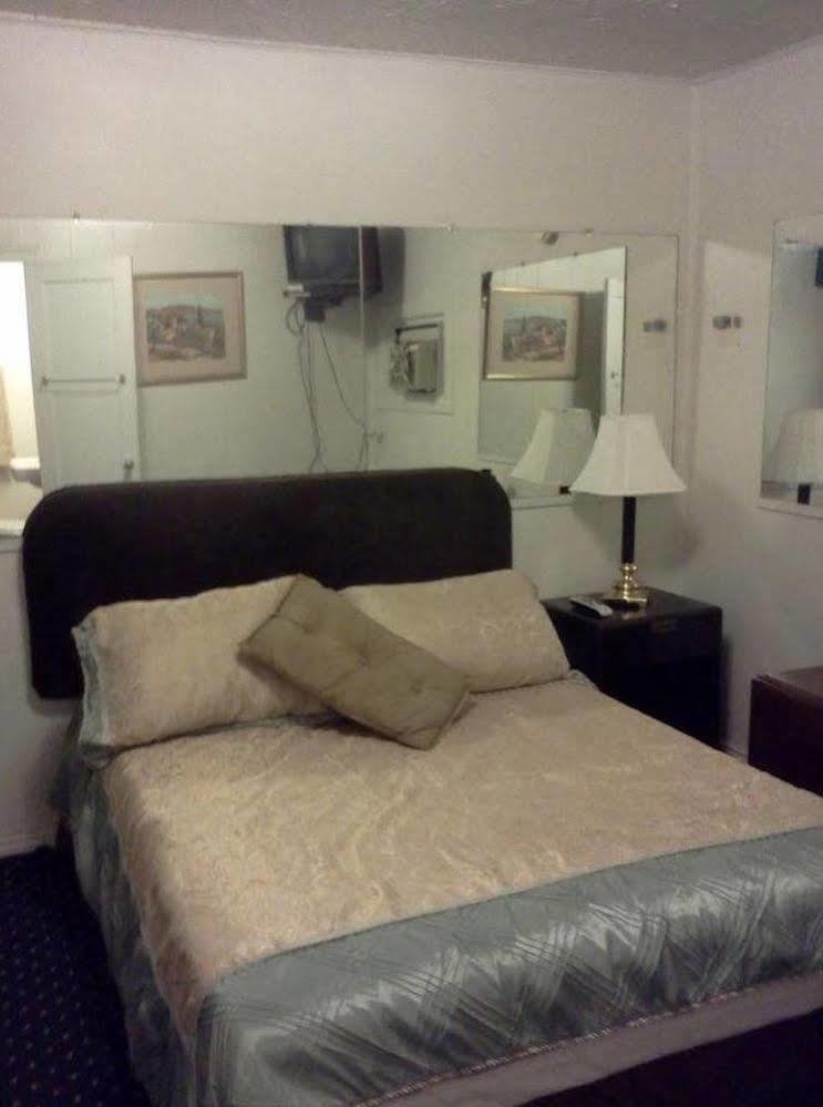 Pillow Talk Motel Wellington Extérieur photo